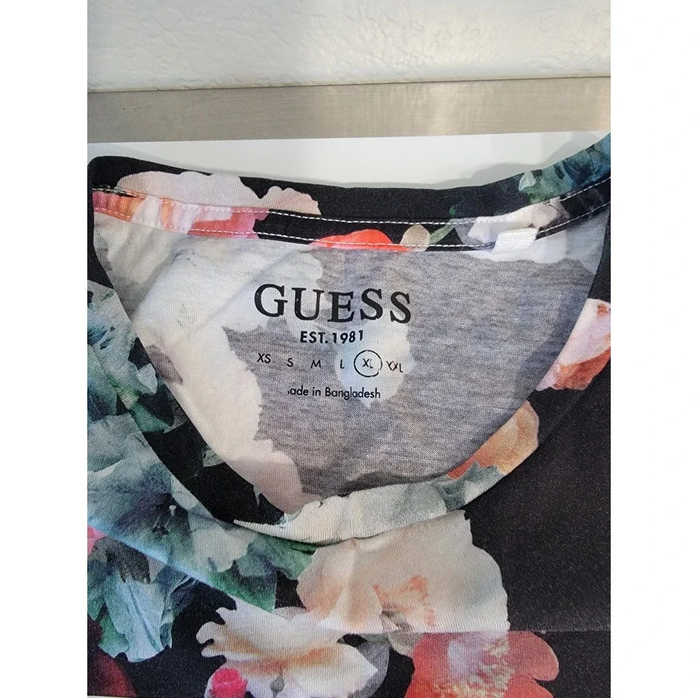 Guess Mens Floral Triangle Logo T-Shirt Black XL M2BI70 K9RM4 Short Sleeve Tee - Picture 4 of 8